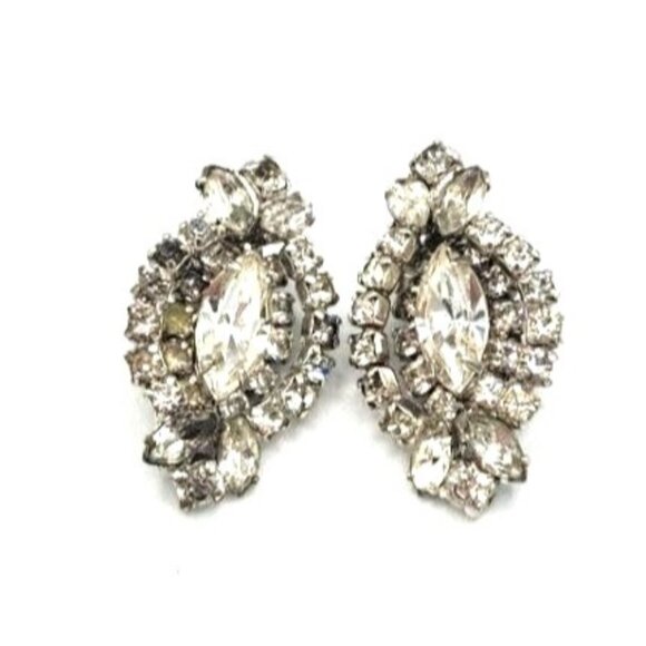 Vintage KRAMER Rhinestone Clip-On Earrings Marquise Cut Clear Crystals Silver-To - Picture 1 of 3
